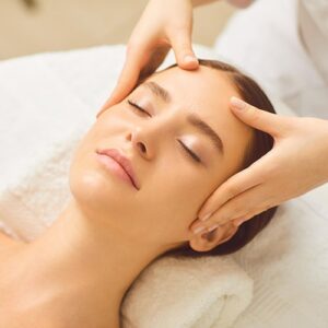 Premium Recovery Skin is an intensive skin care service with micro-molecular HA electrophoresis steps